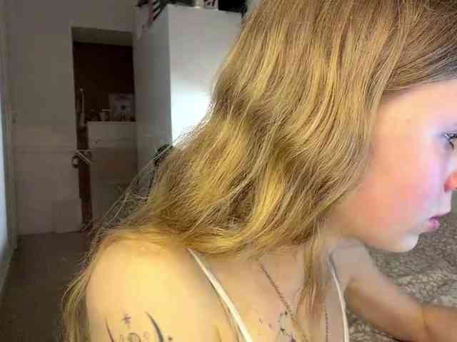 StephaniDrouillard webcam