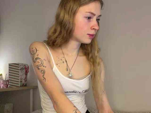 StephaniDrouillard webcam