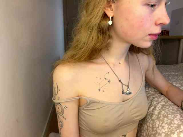 StephaniDrouillard webcam