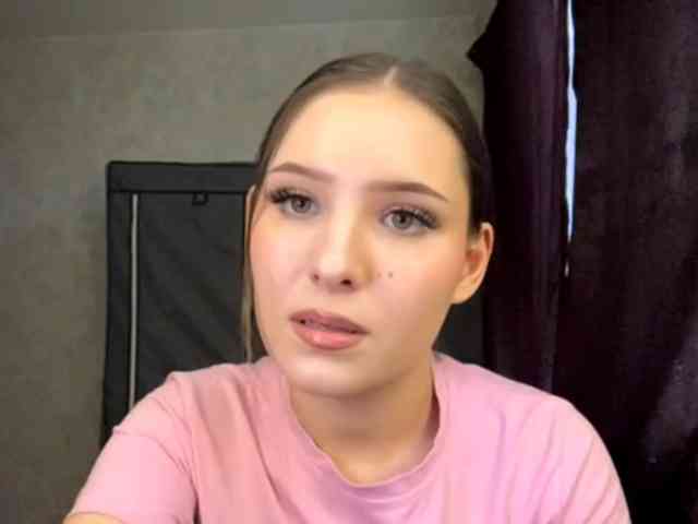 CammyMrozinski webcam