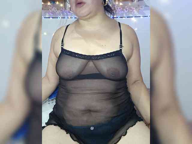 katerinjones--11 webcam