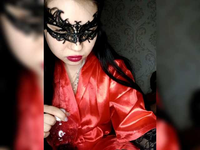 Pomeoinagewga – webcam model profile photo