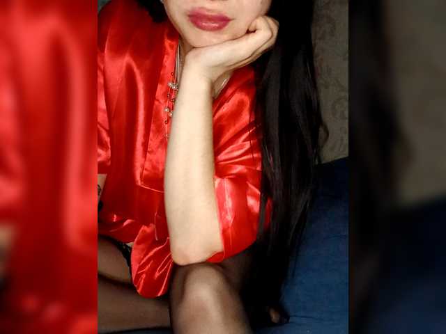 Pomeoinagewga – webcam model profile photo