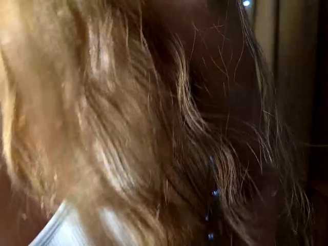 ElnaAntoniewicz from BongaCams is Freechat