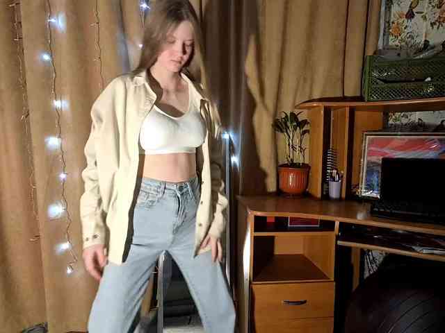 ElnaAntoniewicz webcam