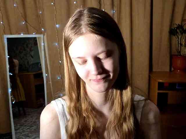 ElnaAntoniewicz webcam