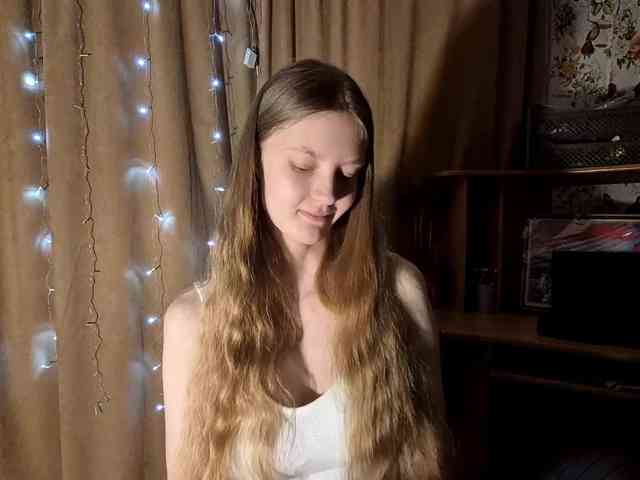 ElnaAntoniewicz webcam