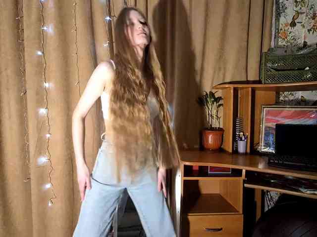 ElnaAntoniewicz webcam