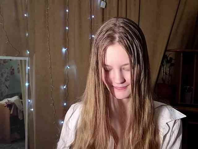 ElnaAntoniewicz webcam