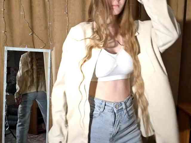 ElnaAntoniewicz webcam