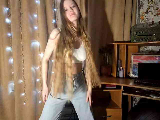 ElnaAntoniewicz webcam