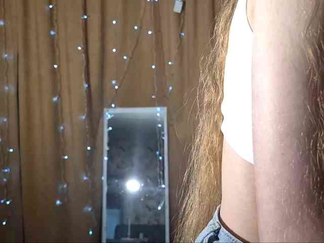 ElnaAntoniewicz webcam