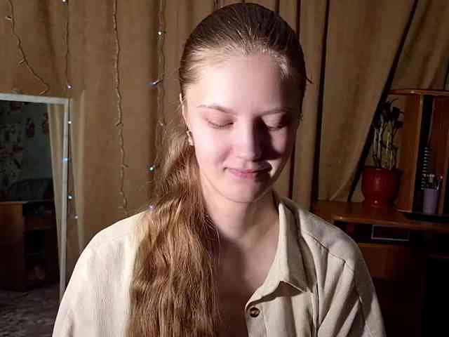 ElnaAntoniewicz webcam