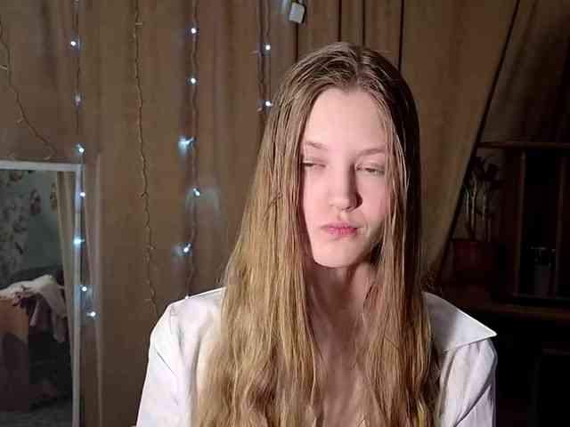 ElnaAntoniewicz webcam