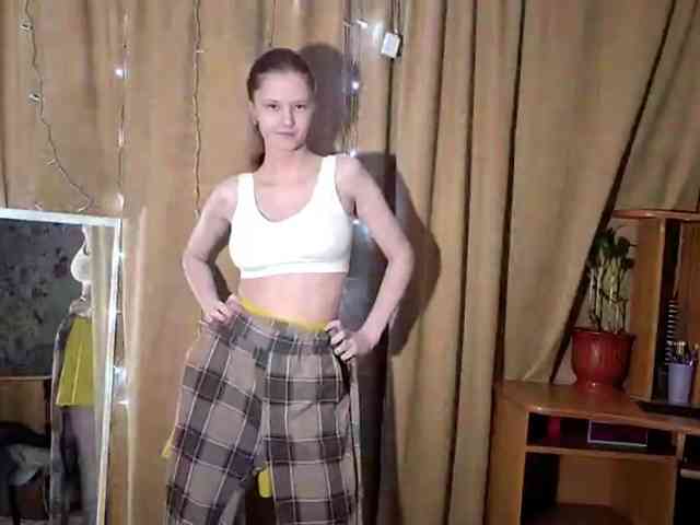 ElnaAntoniewicz webcam