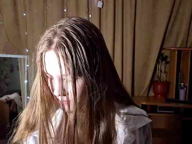 ElnaAntoniewicz webcam