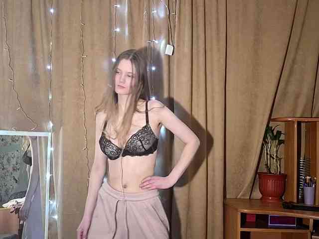 ElnaAntoniewicz webcam