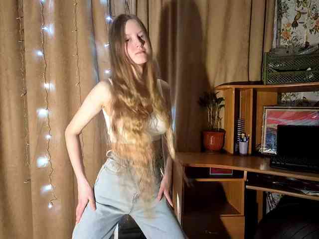 ElnaAntoniewicz webcam