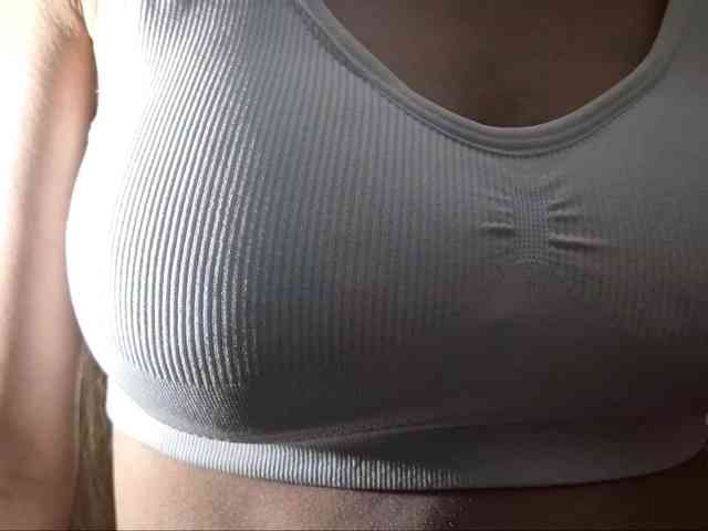 ElnaAntoniewicz webcam