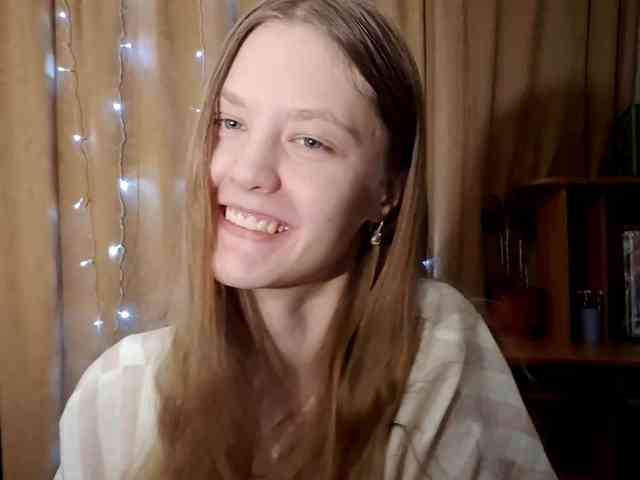 ElnaAntoniewicz webcam