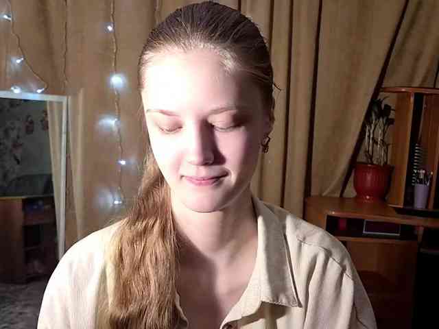 ElnaAntoniewicz webcam