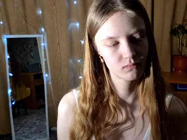 ElnaAntoniewicz webcam