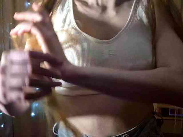 ElnaAntoniewicz webcam