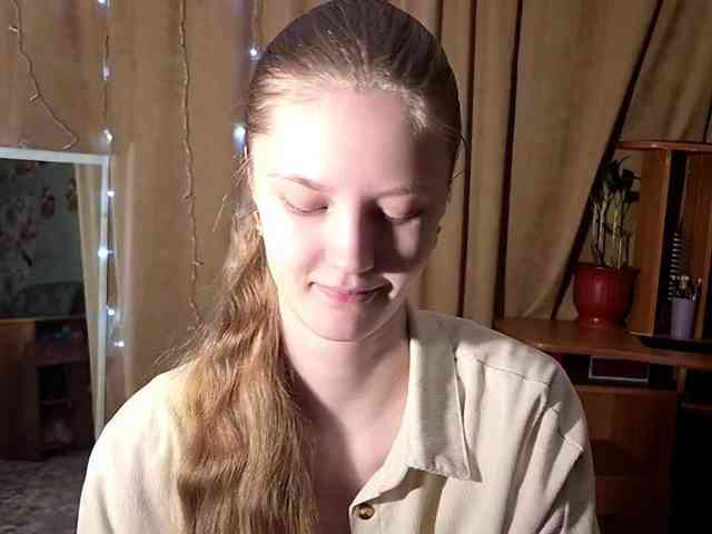 ElnaAntoniewicz webcam