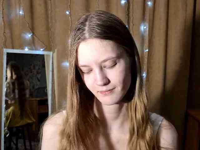 ElnaAntoniewicz webcam