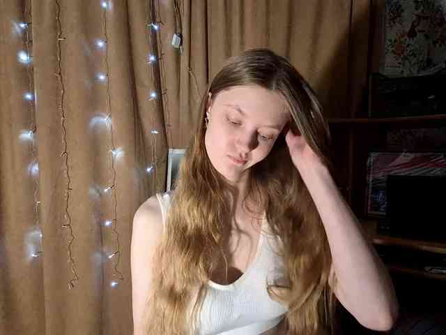 ElnaAntoniewicz webcam