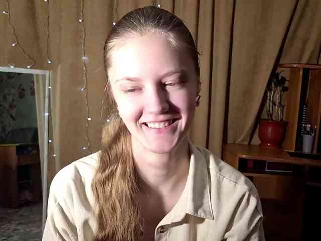 ElnaAntoniewicz webcam