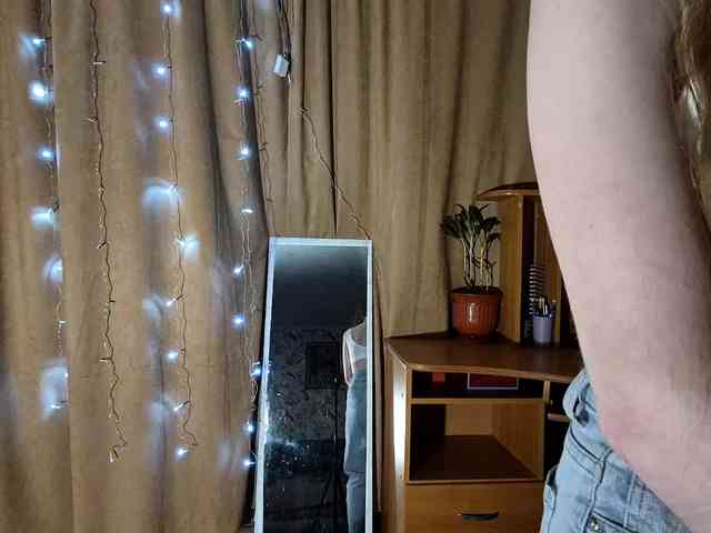 ElnaAntoniewicz webcam