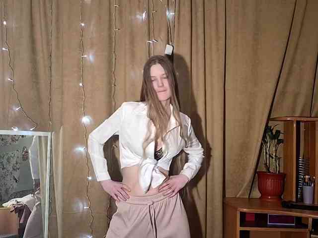 ElnaAntoniewicz webcam