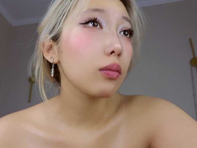 jaslee's BongaCams show and profile