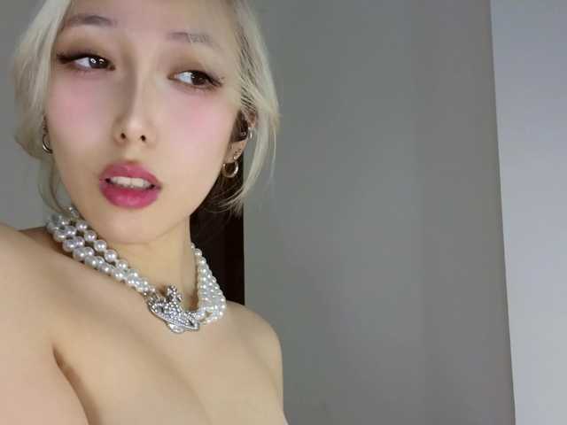 jaslee's BongaCams show and profile