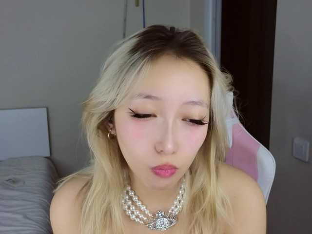 jaslee's BongaCams show and profile