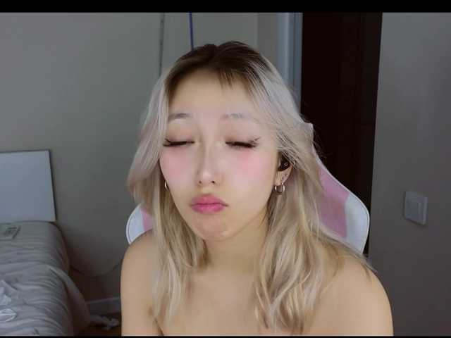 jaslee's BongaCams show and profile