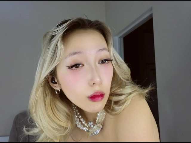 jaslee's BongaCams show and profile