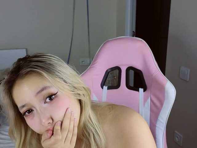 jaslee's BongaCams show and profile