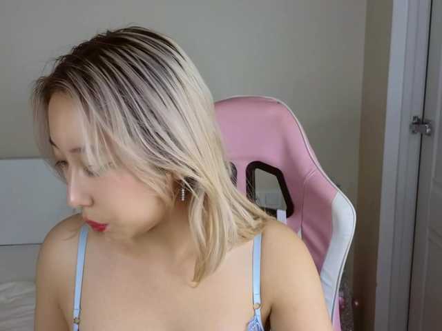 jaslee's BongaCams show and profile