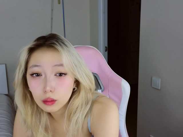 jaslee's BongaCams show and profile