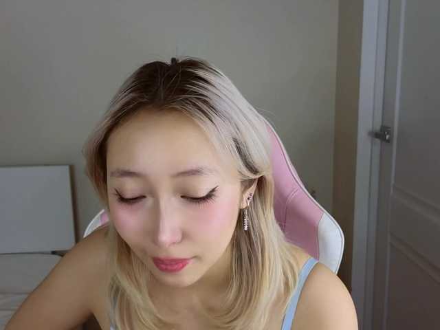 jaslee's BongaCams show and profile