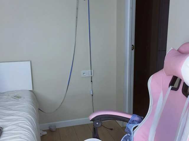 jaslee's BongaCams show and profile