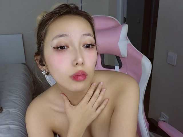 jaslee's BongaCams show and profile