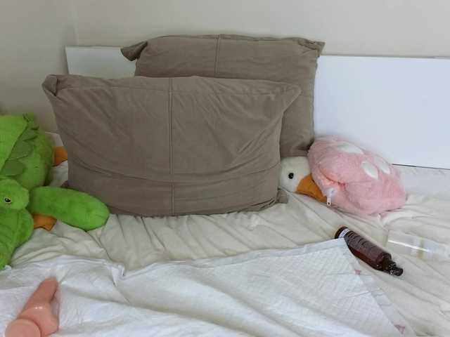 jaslee's BongaCams show and profile