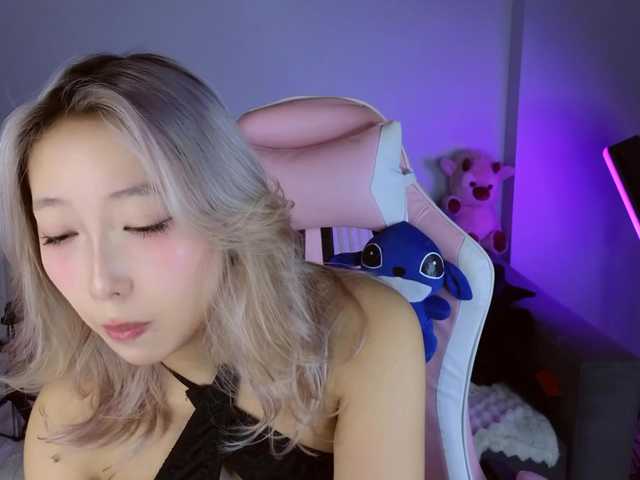 jaslee's BongaCams show and profile