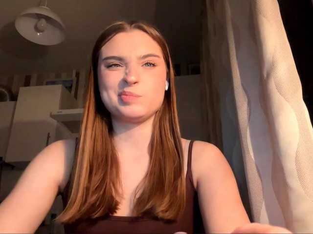 ChristiaPettet's BongaCams show and profile