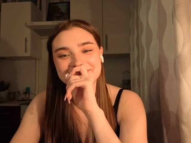 ChristiaPettet's BongaCams show and profile