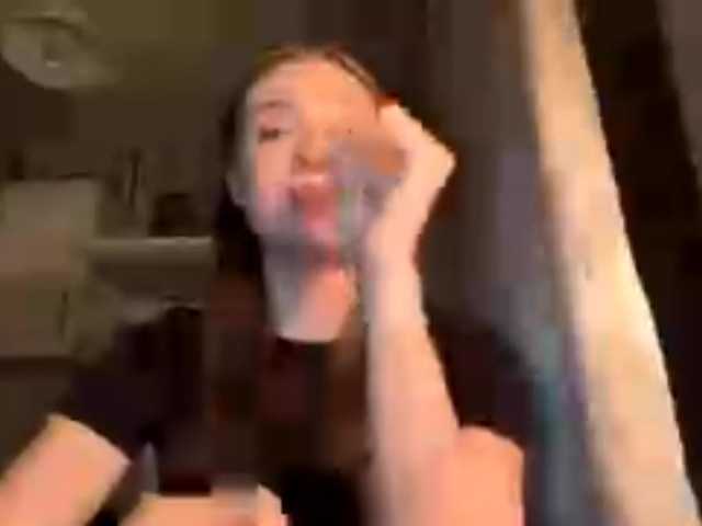 ChristiaPettet's BongaCams show and profile