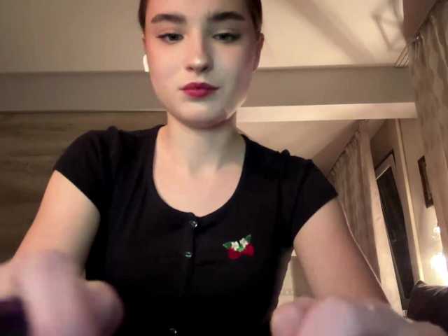 ChristiaPettet's BongaCams show and profile